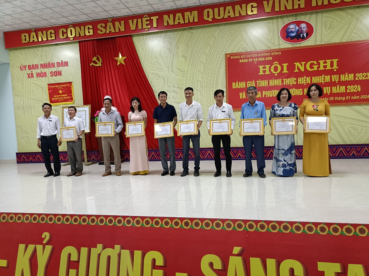 Đảng Bộ xã Hòa Sơn tổng kết tình hình thực hiện nhiệm vụ năm 2023