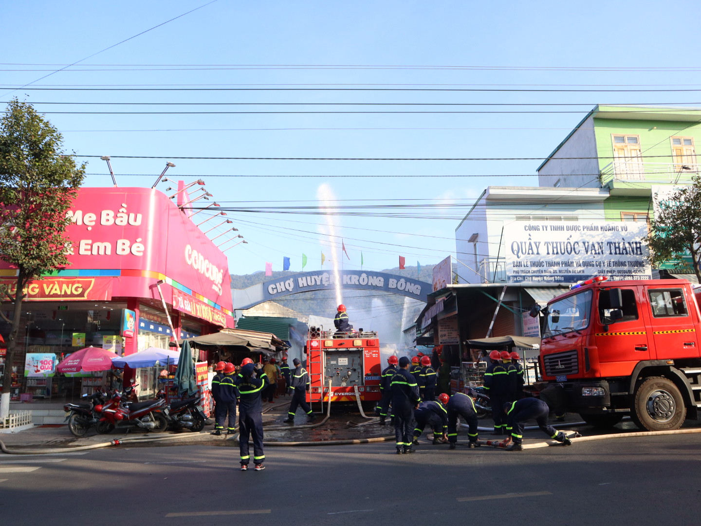 Thực tập phương án phòng cháy chữa cháy tại Chợ Trung tâm huyện Krông Bông