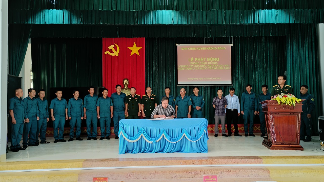 Ban CHQS huyện Phát động phong trào thi đua “Chung tay xoá nhà tạm nhà dột nát trong phạm vi cả nước trong năm 2025”