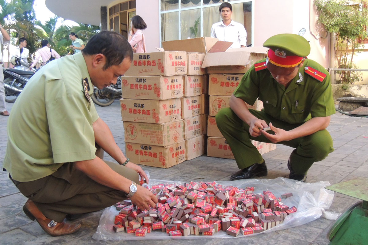 UBND huyện chỉ đạo nâng cao hiệu quả công tác  quản lý vật liệu nổ, vũ khí, công cụ hỗ trợ và pháo trong dịp Tết  Nguyên đán Kỷ Hợi 2019