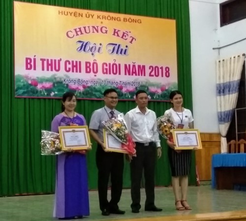 Hội thi bí thư chi bộ giỏi huyện Krông Bông năm 2018