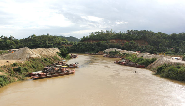 UBND huyện chỉ đạo triển khai Kế hoạch thực hiện Đề án nâng cao hiệu quả quản lý và chống thất thu thuế, phí trong lĩnh vực khai thác tài nguyên, khoáng sản trên địa bàn huyện