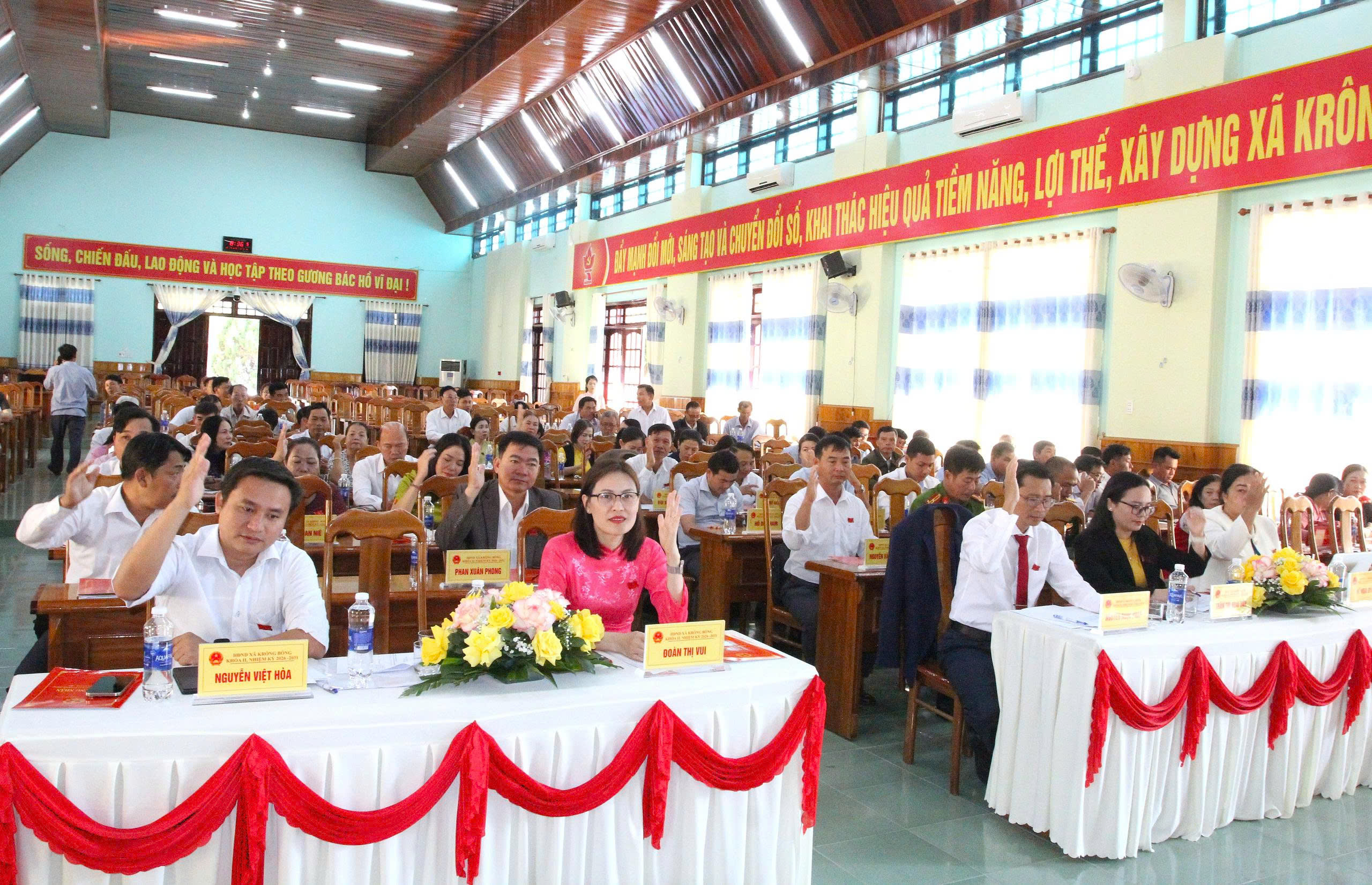 HĐND xã Krông Bông tổ chức kỳ họp thứ nhất khóa II, nhiệm kỳ 2026–2031