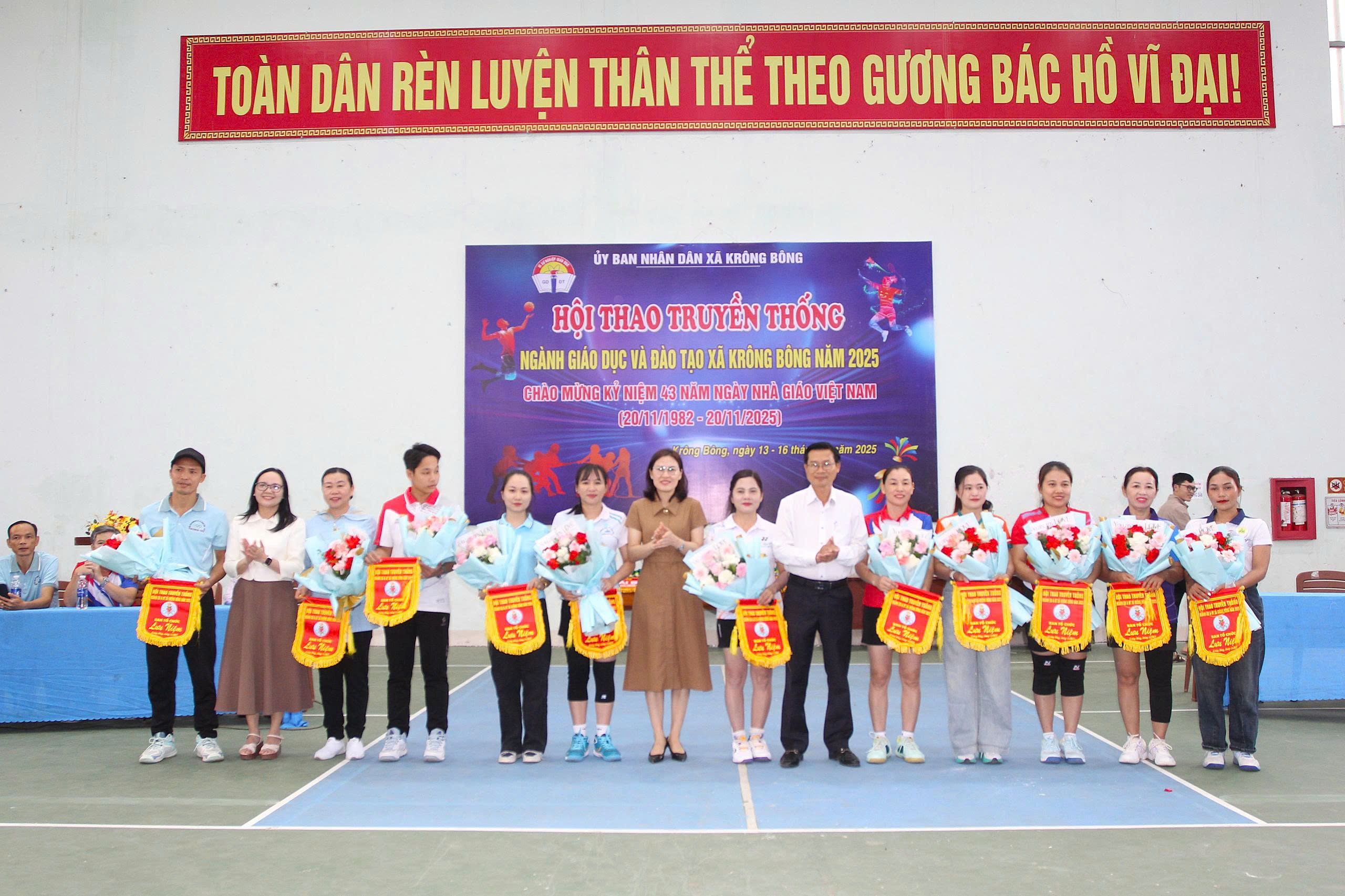 z7225637113440_6028b5b003e5454dbaca171e7e7e6c30