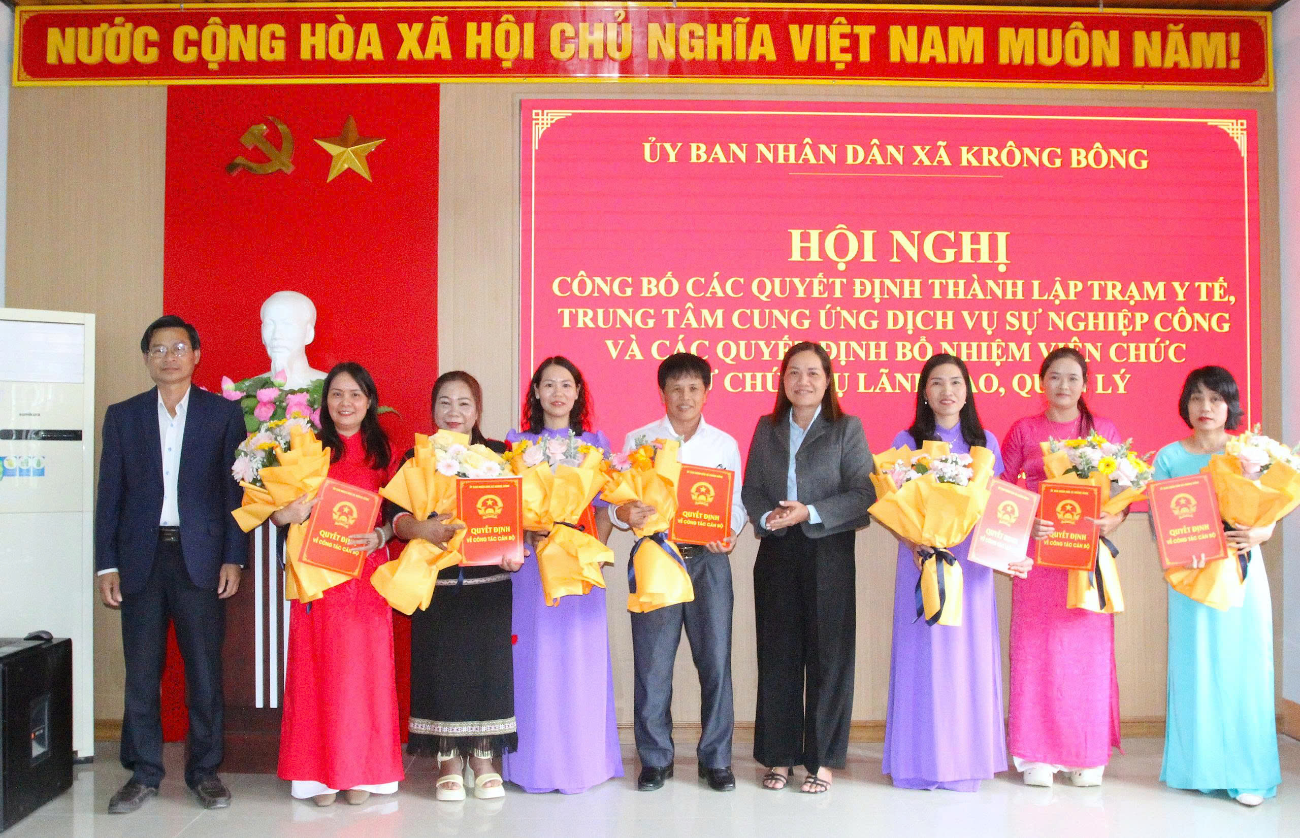 z7462003165950_feb348aeba21be7262a417daf54cc5ef